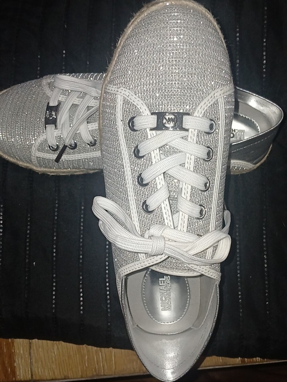 MICHAEL KORS Silver Glitter Lace-Up Sneakers